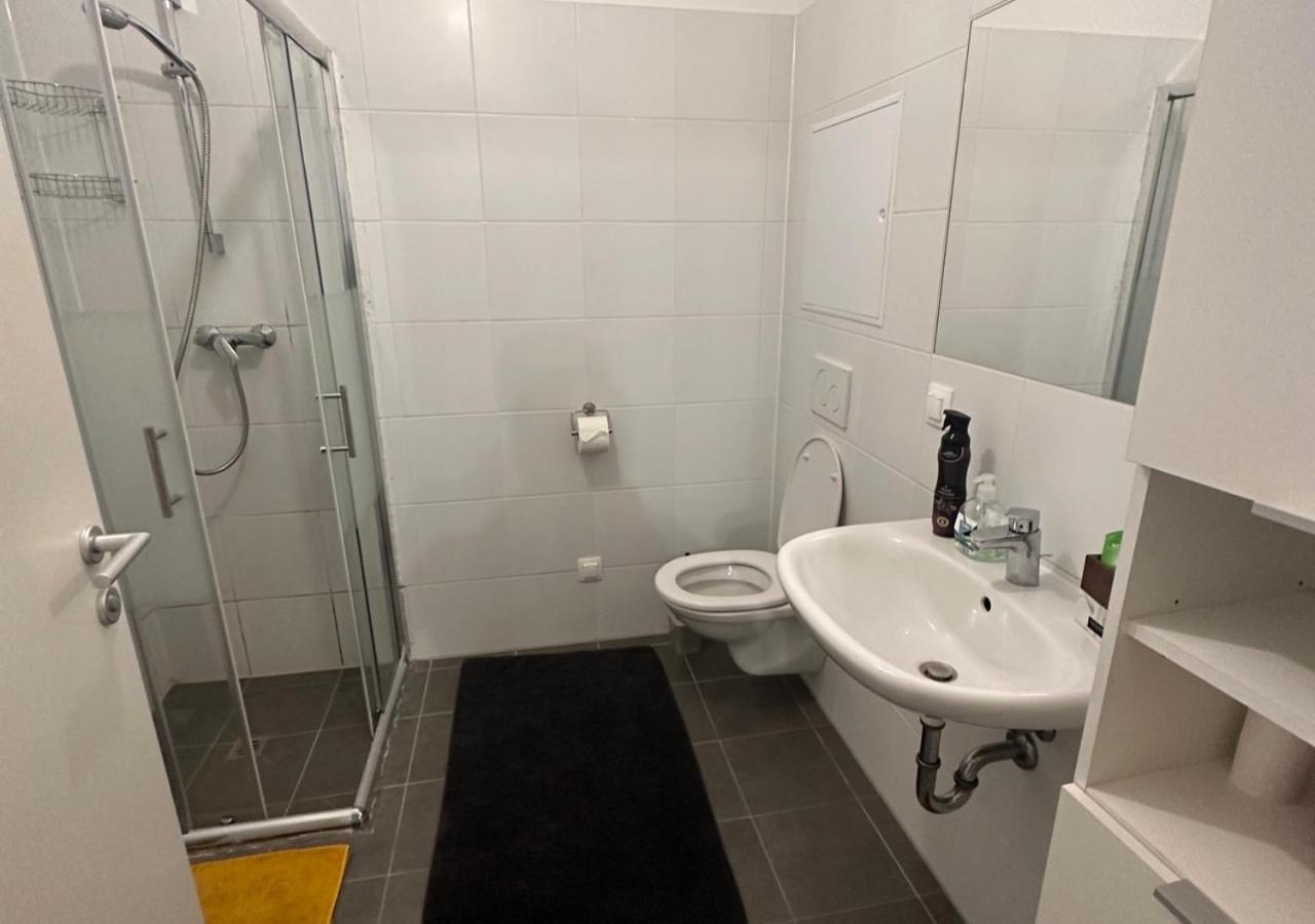 Cozy Two-Room Apartment Near Vic ウィーン エクステリア 写真